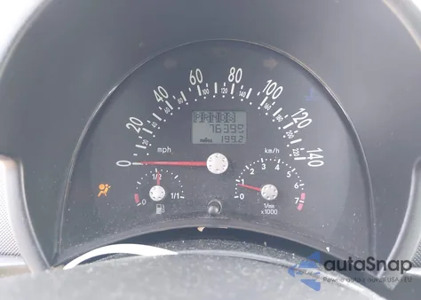 2004 Volkswagen New Beetle Gls from USA, damaged, VIN 3VWCM31Y84M319301